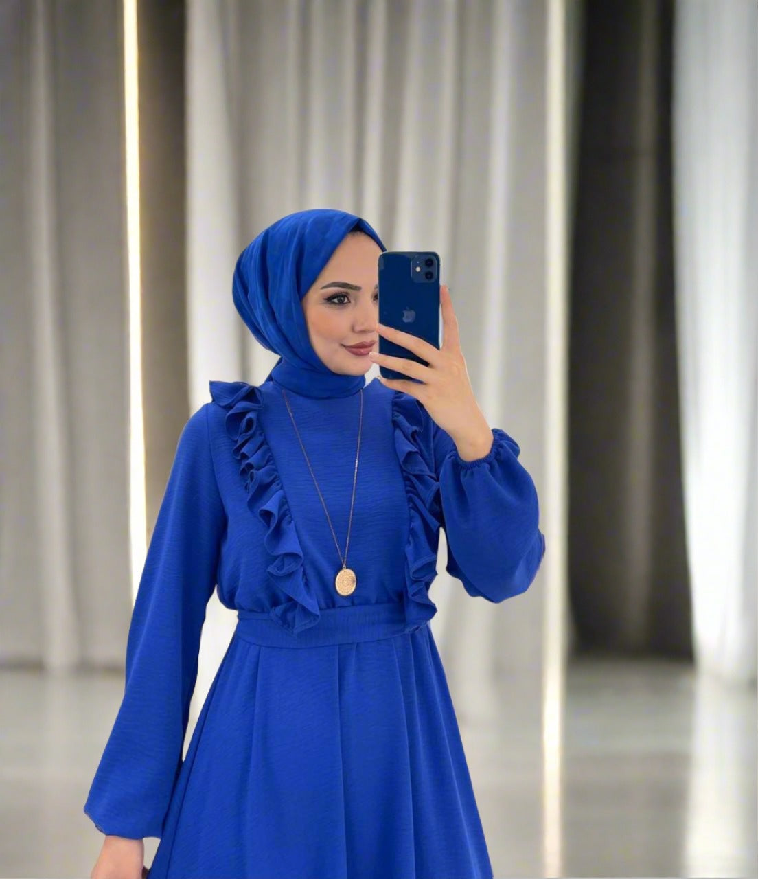 Lang kleid Langarm hochwertigem Ayrobin-Stoff